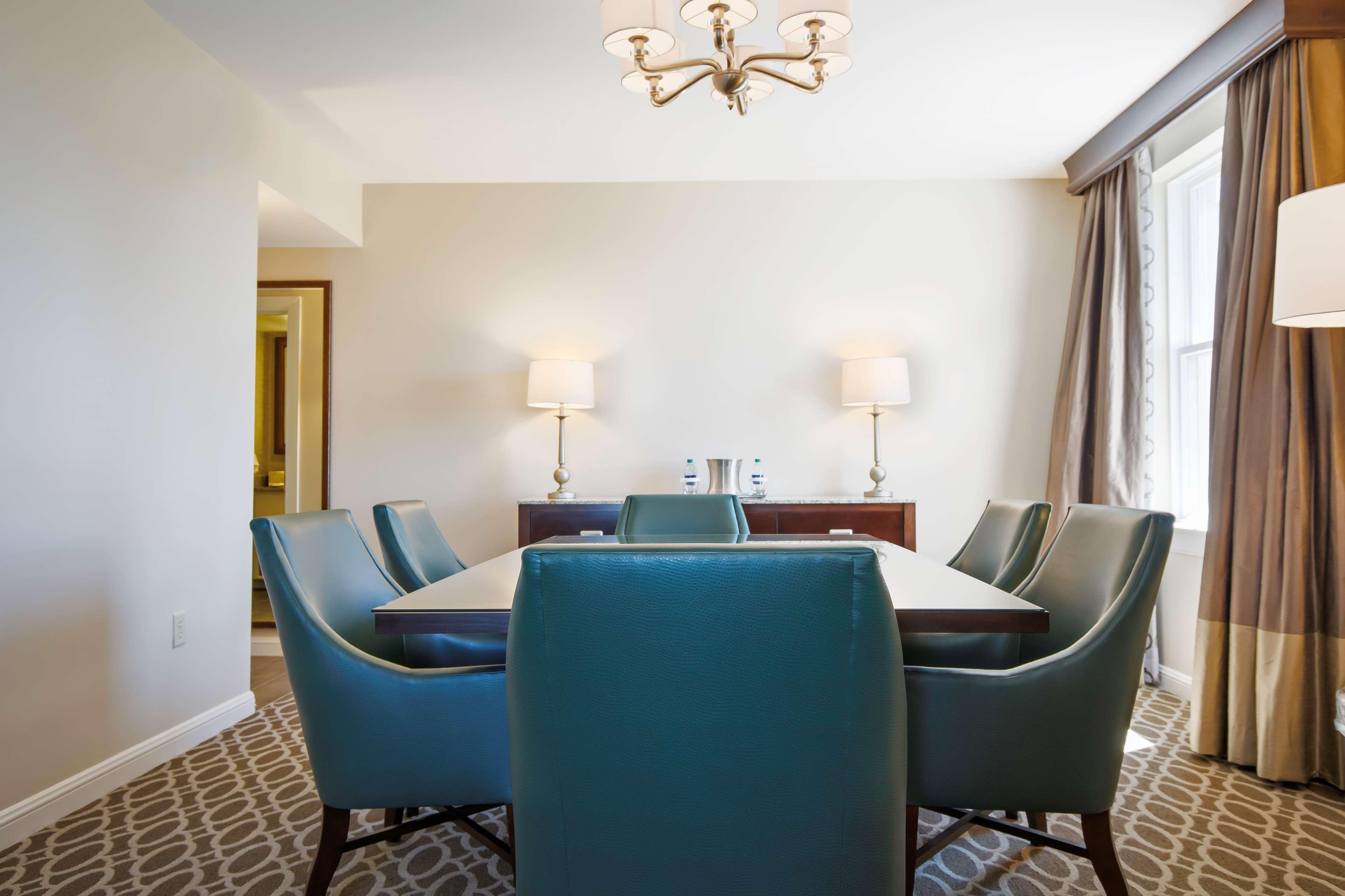מלון Hilton Baton Rouge Capitol Center מראה חיצוני תמונה